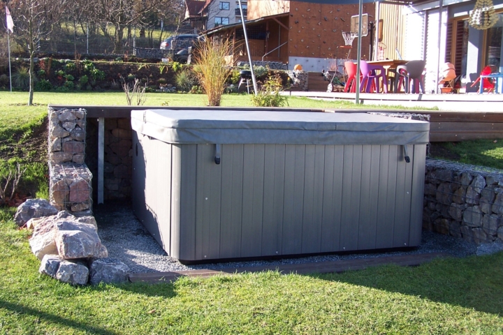 Vířivka Coyote Maricopa - Okrouhlo, 2013