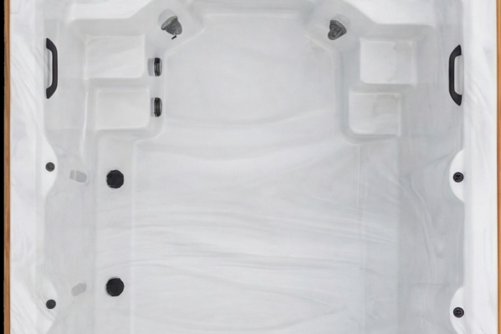 Swim Spa Polar Bear