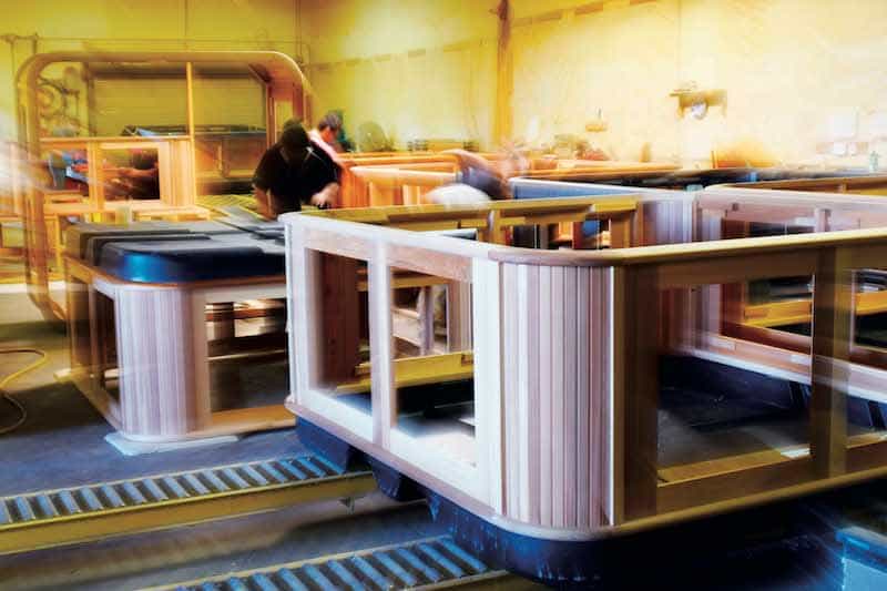 Výroba vířivky Arctic Spas